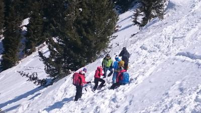 Спасителите: Планината не пожела да пусне и днес изчезналия сноубордист