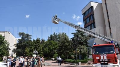 Учение!Пожар избухна в община Благоевград, изкараха пострадали