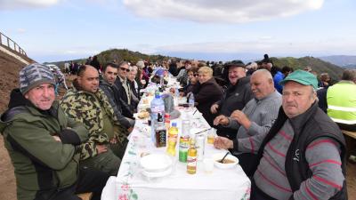 Осветиха нов параклис край Коматинските скали