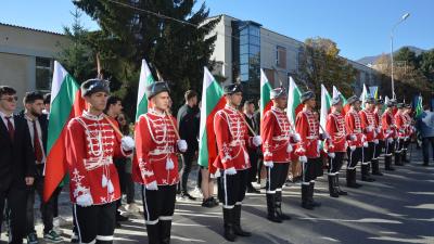 Незабравимо посрещане на Патриарха направиха в Гоце Делчев!