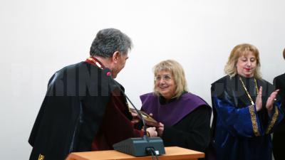 Удостоиха проф. д-р Лилия Илиева със званието  Почетен професор  на Югозападния университет  Неофит Рилски