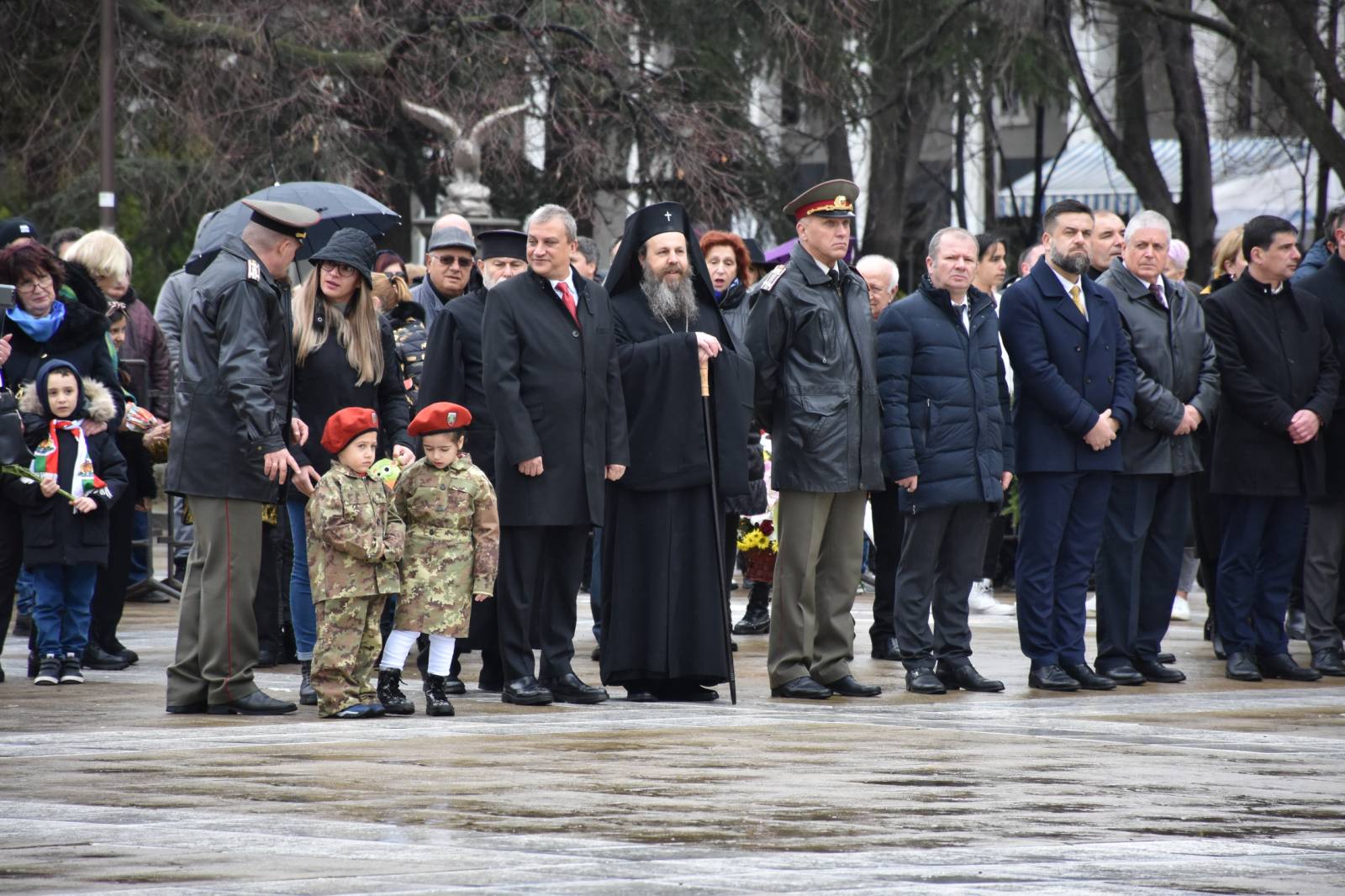 Благоевград почете героите на Освобождението