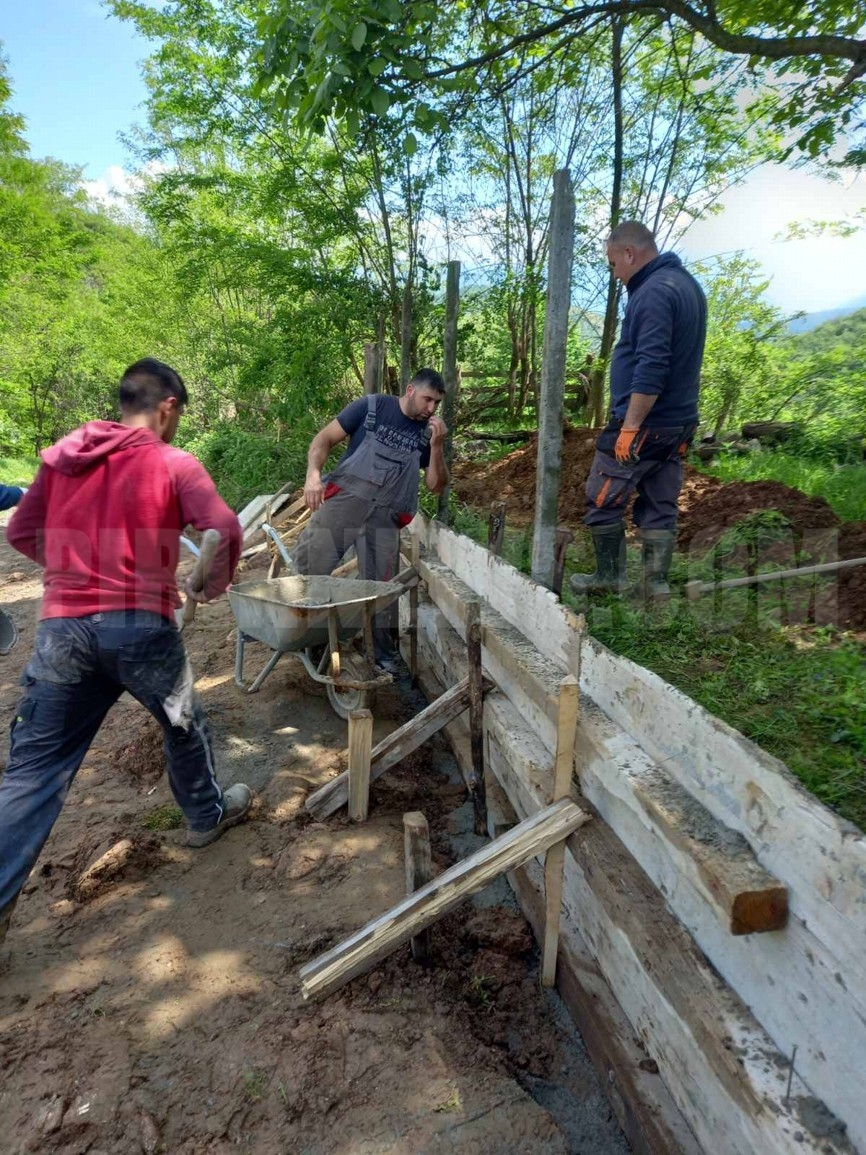 Задружни жители на село Полена за пореден път обединени в добра кауза