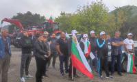 Протестиращи земеделци за кратко блокираха Е-79, няма тапи