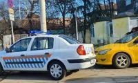 Две нелегални таксита хванати в Петричко