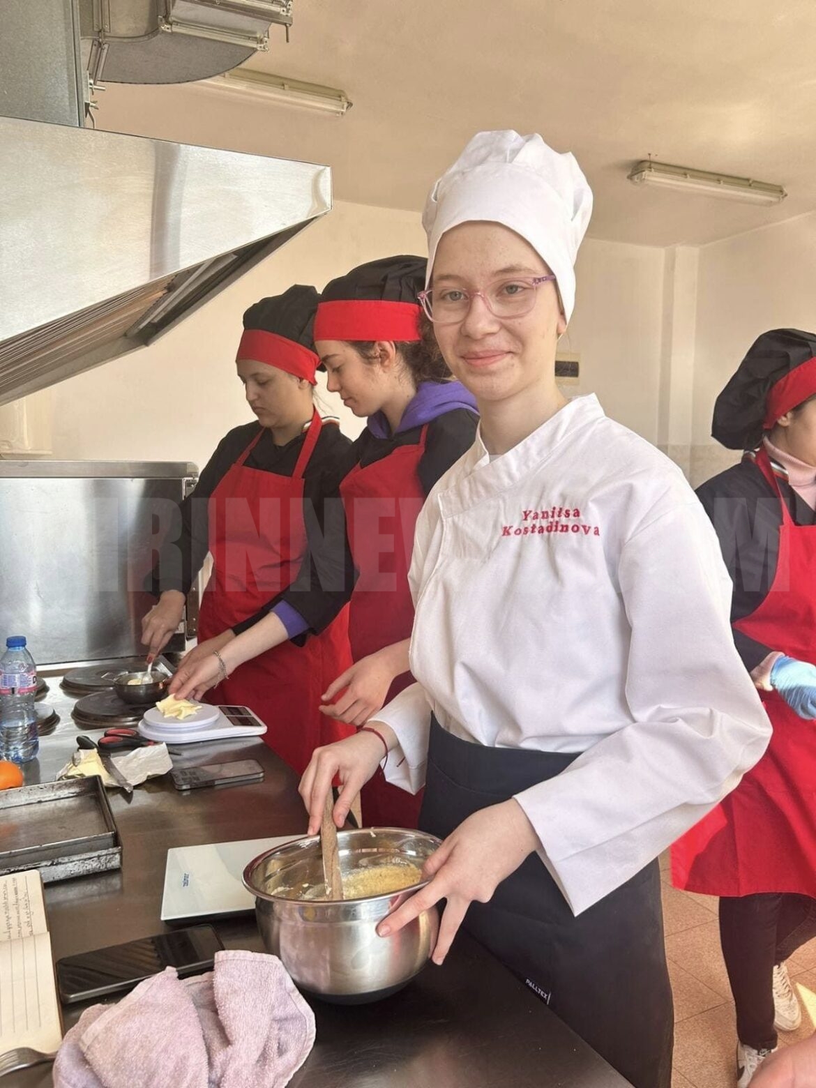 Състезания по готварство в Разложкатa професионална гимназия