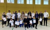 Наградиха участниците в първите общински ученически игри по бадминтон в Разлог