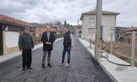 В село Долно Драглище се радват на нова асфалтирана улица