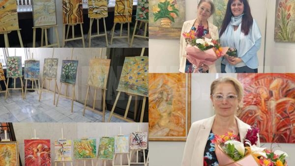 С картини на художничката Велина Христова от Добрич е открита изложба-вернисаж в Регионална библиотека Димитър Талев в Благоевград