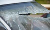 Задържаха вандали в Гърмен,  за една нощ потрошили  7 автомобила