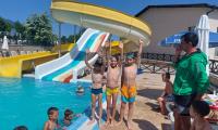 С много слънце, усмивки и добро настроение завърши  Плувно лято”2024г. за деца и ученици от Банско