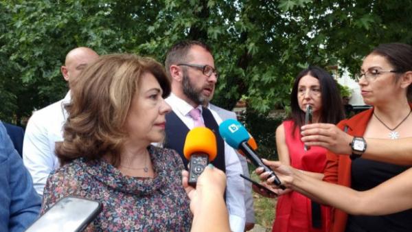 Министър Коритарова: До неделя облекчаваме трафика край Симитли