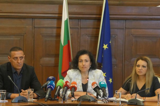Собствениците на 2 къщи за гости в Пиринско   ще връщат 100 от еврофинансирането