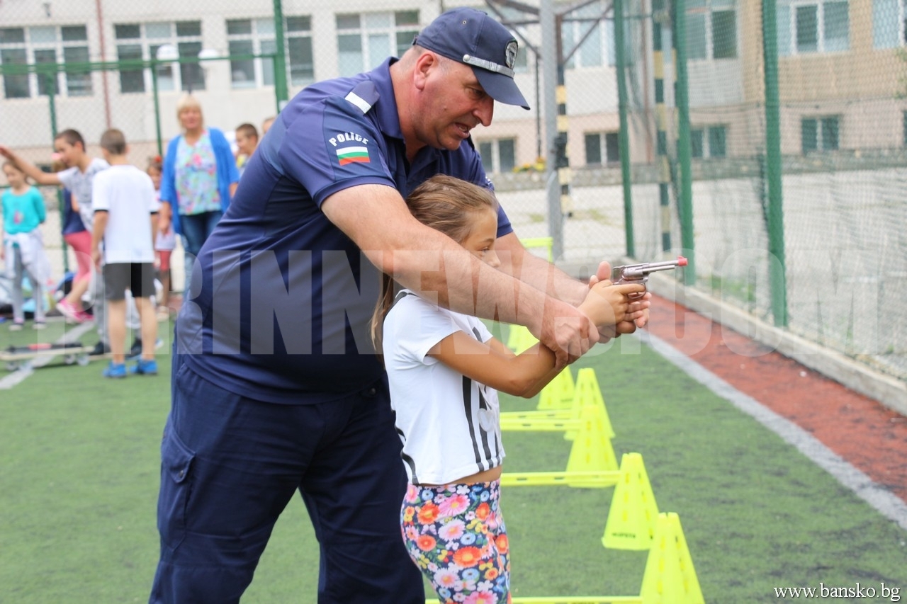 Детската полицейска школа част от общинската лятна програма приключи успешно