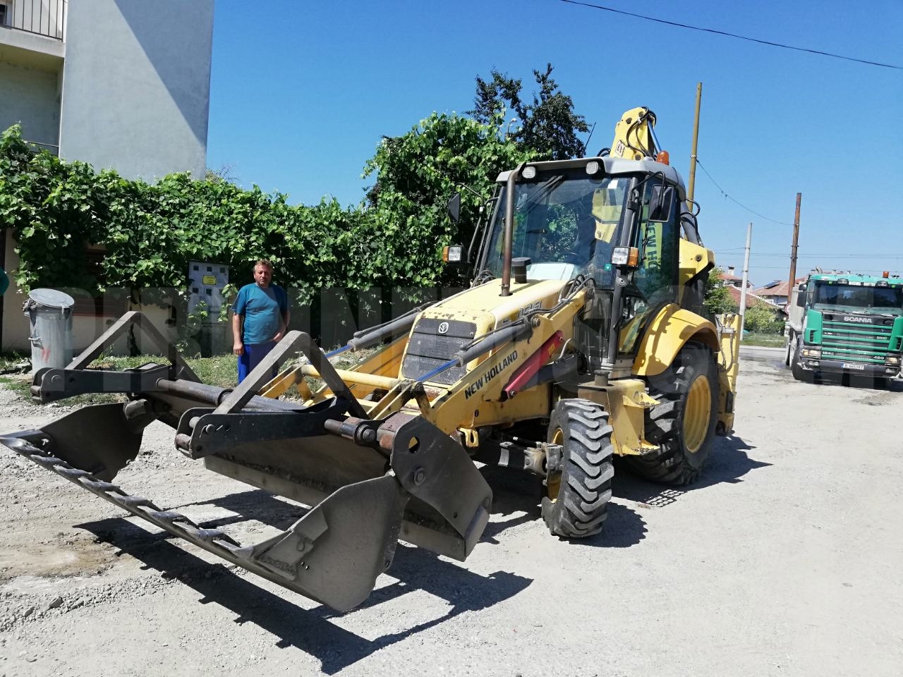 Камбитов разпореди незабавен ремонт на две улици в кв. Струмско