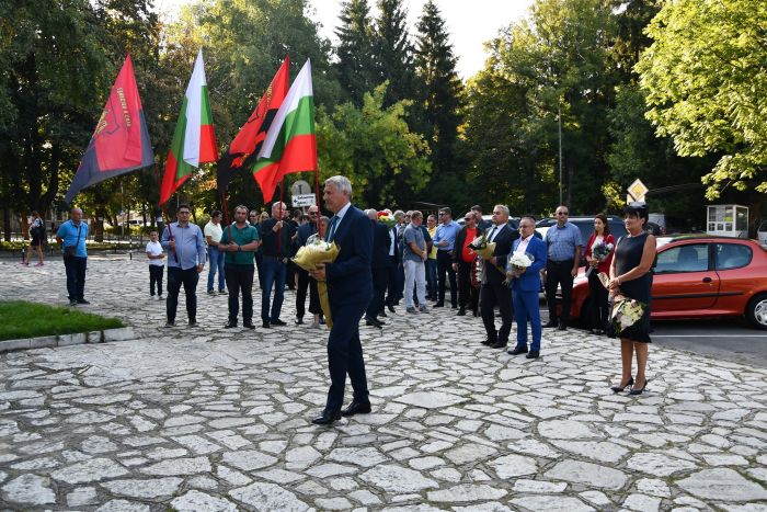 Разлог се поклони пред подвига на 42 мъже, дали живота си на Кръстовден 1903 г.