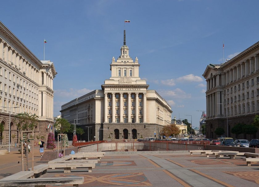 Четири партии влизат в парламента, ако изборите бяха днес