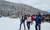 Вицепремиерът Марияна Николова в Банско: Препоръчвам планините за пътувания през идващата ваканция на учениците