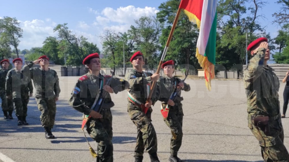 17 новоназначени военнослужещи положиха клетва в Благоевград