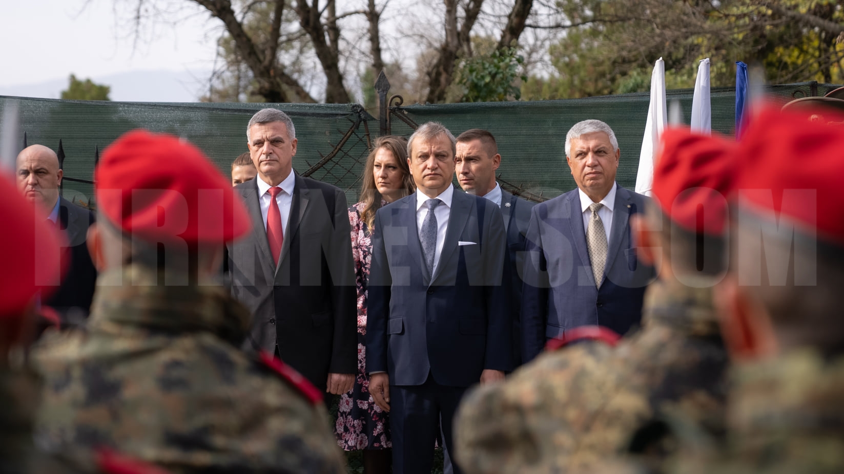 Министър-председателят Стефан Янев и кметът на Благоевград Илко Стоянов почетоха паметта на загиналите офицери и войници при защитата на Горна Джумая