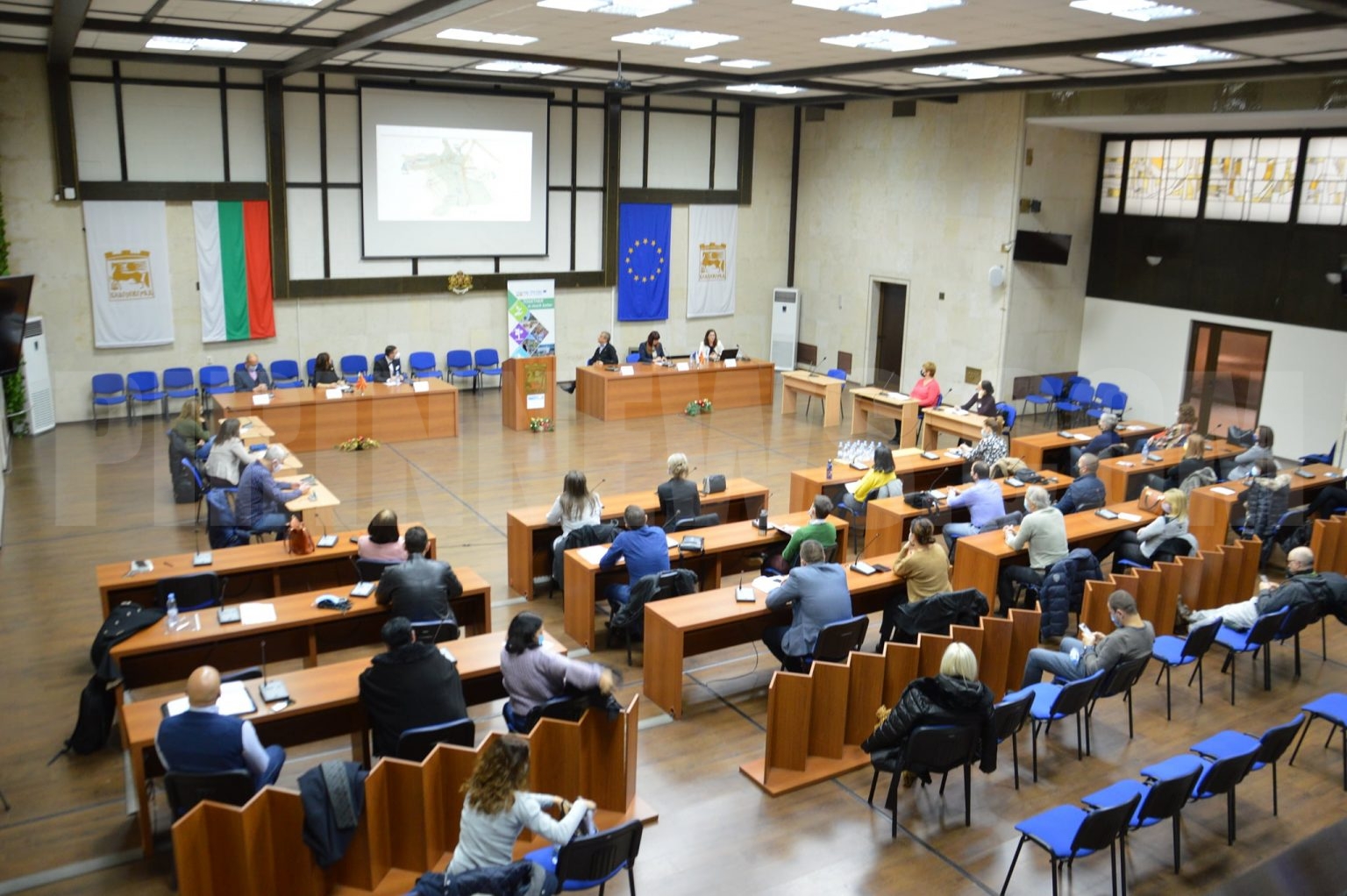 Зам.-министърът на МРРБ Нина Стоименова представи в Благоевград възможности за кандидатстване с проекти по програма за ТГС