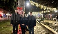 Градоначалникът инж. Гърменов и Дядо Коледа запалиха коледните светлини в Разлог